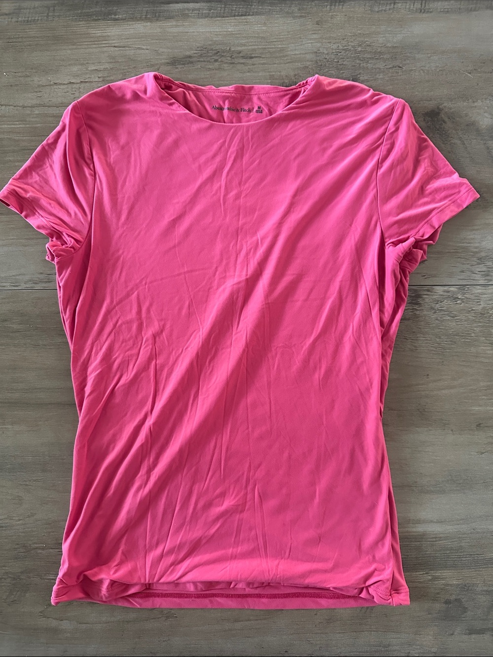 Abercrombie tuckable Women’s Pink Crew Neck Tee